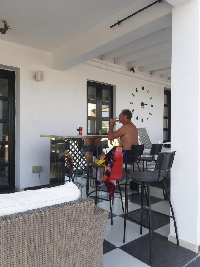 The Pervoli Studio - Pool - Close To Beach Larnaca Dış mekan fotoğraf