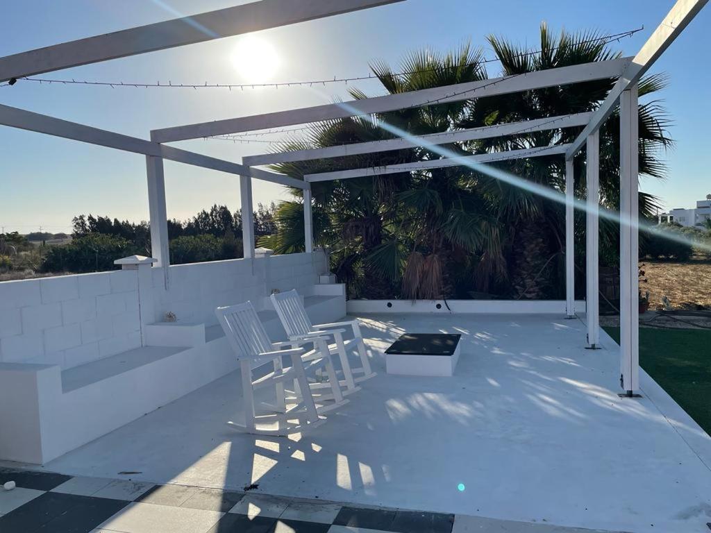 The Pervoli Studio - Pool - Close To Beach Larnaca Dış mekan fotoğraf